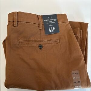 Gap Essentials Khaki Loose Fit Pants Size: 38 x32 Brown